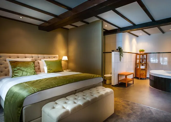 Landgoed Overste Hof Hotel 3*